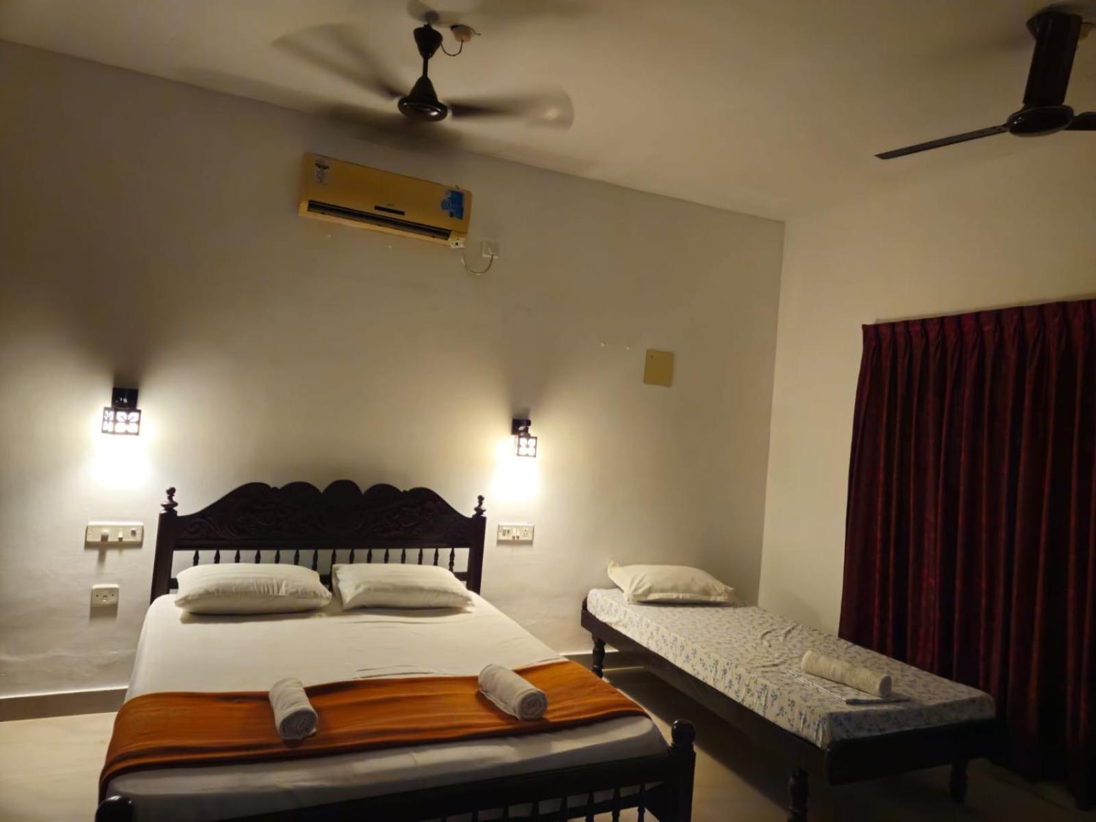 Orion Seaview Beach Hotel Kovalam Exterior photo