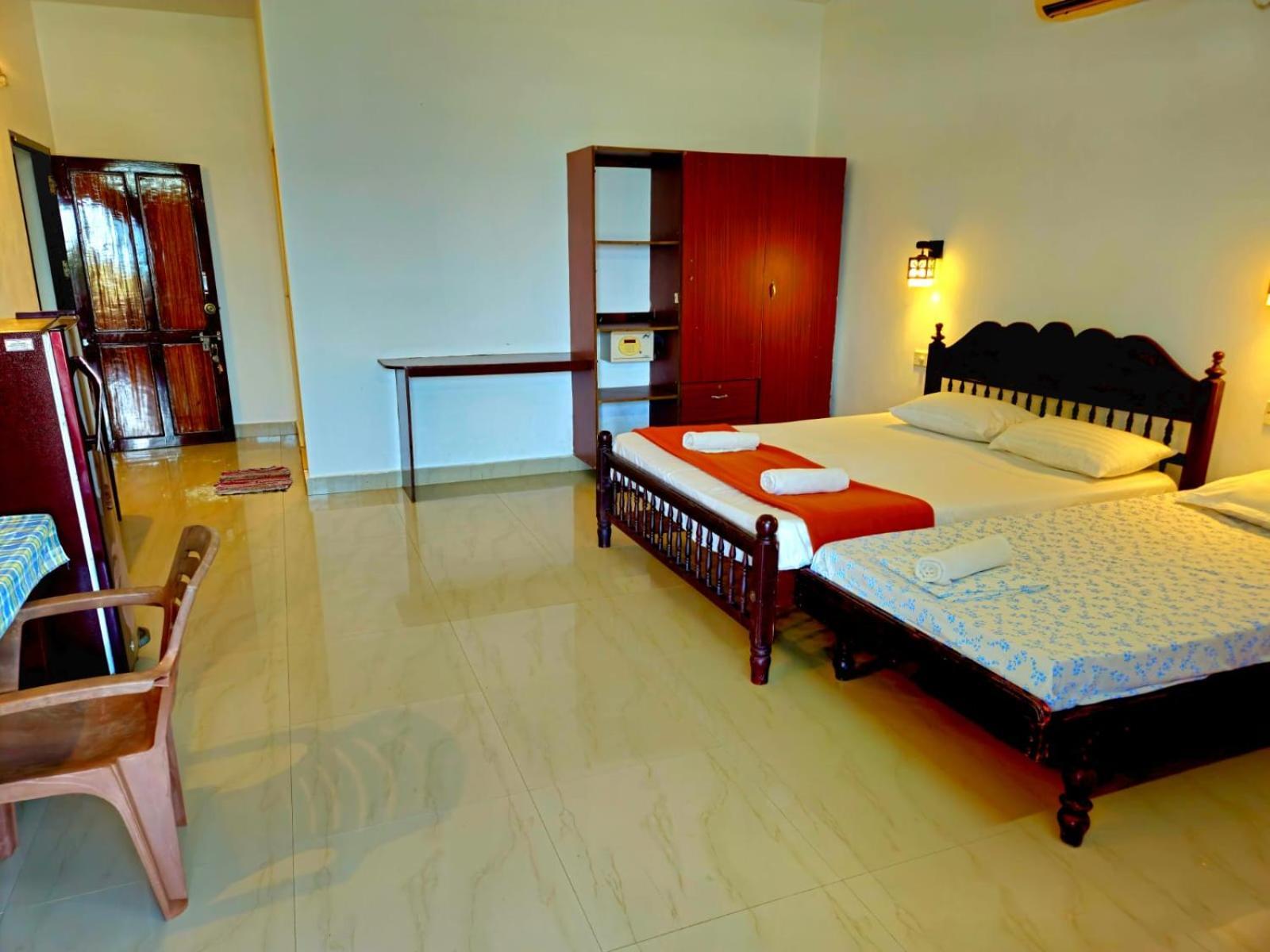 Orion Seaview Beach Hotel Kovalam Exterior photo