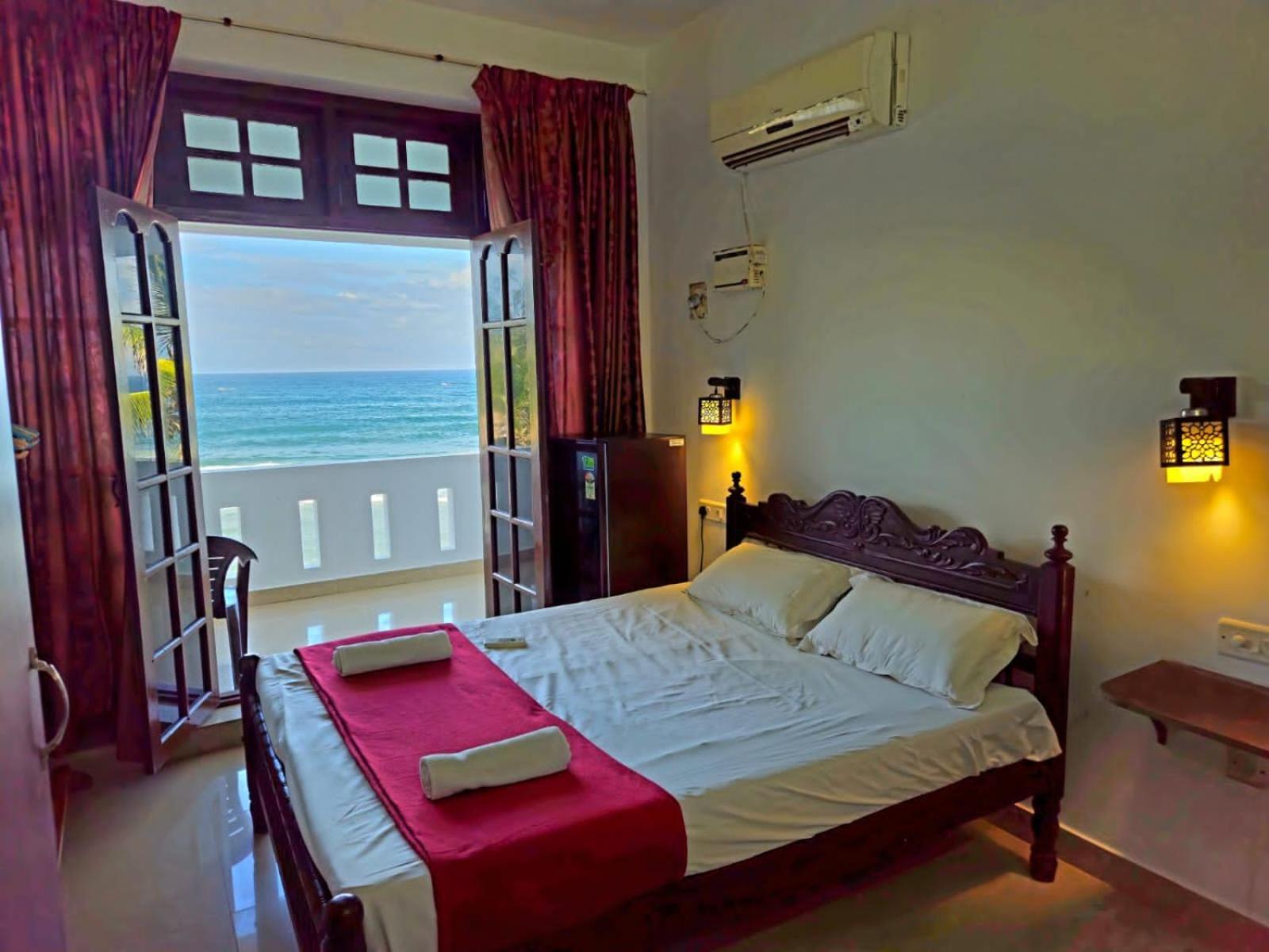 Orion Seaview Beach Hotel Kovalam Exterior photo